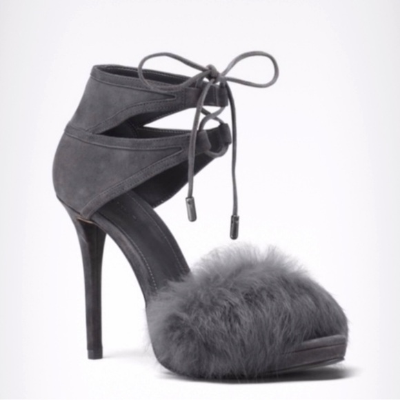 BRAND NEW MICHAEL MICHAEL KORS REMI RABBIT FUR LINES GRAY SUEDE HEELS SI… - Picture 1 of 9